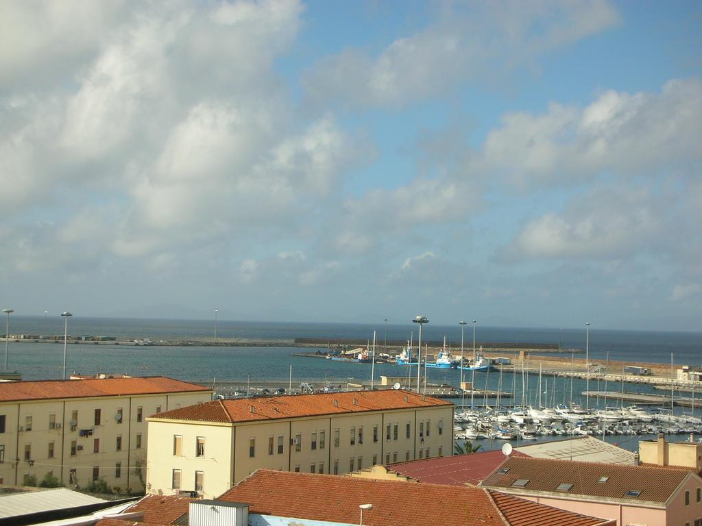 Petronia Home Porto Torres Buitenkant foto